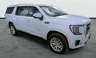 2022 GMC Yukon XL SLT