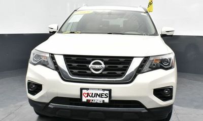 2019 Nissan Pathfinder SV