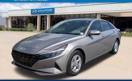 2023 Hyundai Elantra SE