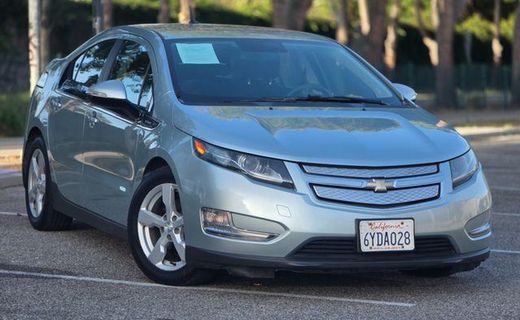 2013 Chevrolet Volt Standard