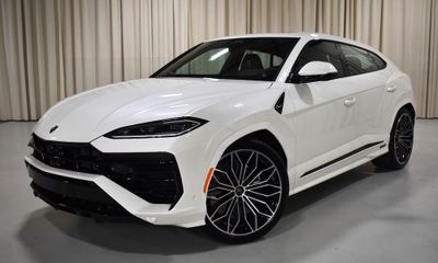 2026 Lamborghini Urus SE