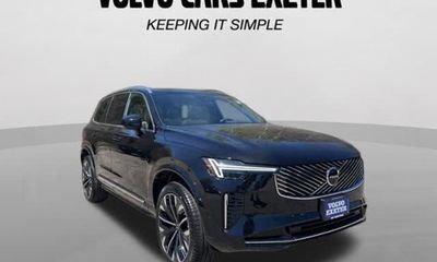 2026 Volvo XC90 Plus Bright