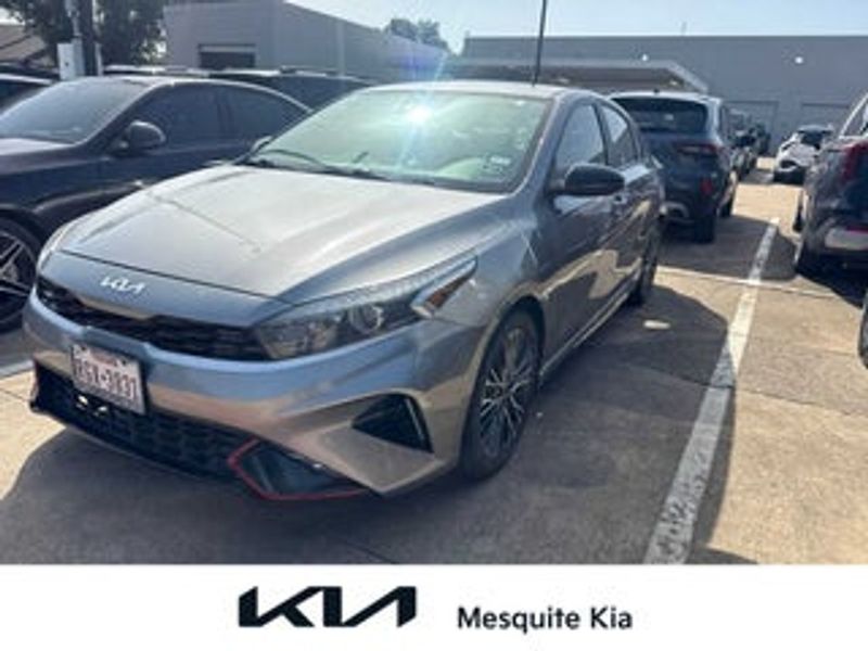 2022 Kia Forte — a typically priced live listing
