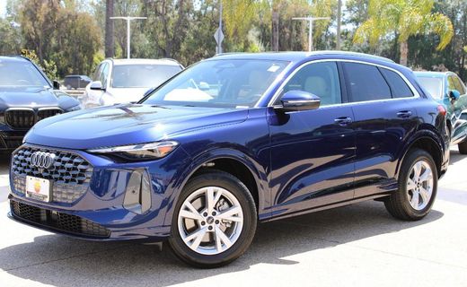 2026 Audi Q5 Quattro Premium