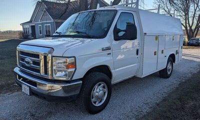 2014 Ford E-Series Chassis 350 SD KUV