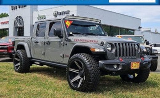2023 Jeep Gladiator Sport