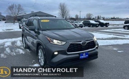 2021 Toyota Highlander XLE
