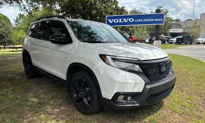 2020 Honda Passport Elite