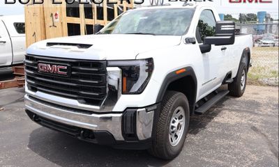2026 GMC Sierra HD Pro