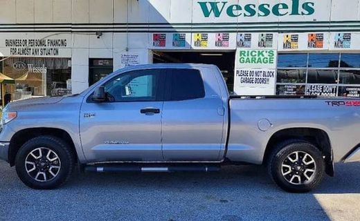 2014 Toyota Tundra SR5