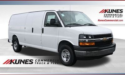 2026 Chevrolet Express EXT