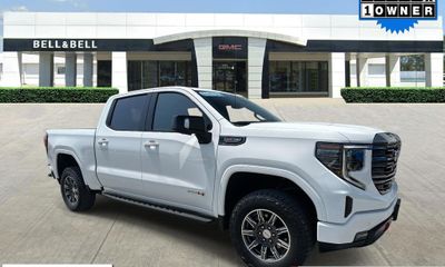 2024 GMC Sierra AT4
