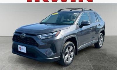 2023 Toyota RAV4 XLE