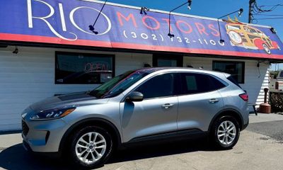 2021 Ford Escape SE