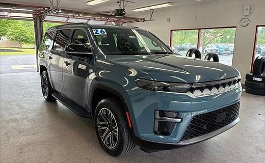2026 Jeep Grand Wagoneer Base