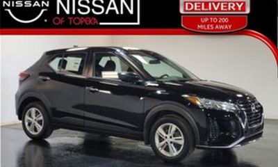 2025 Nissan Kicks Play S