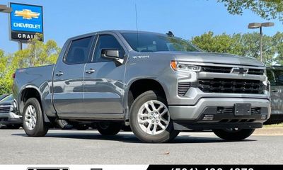 2024 Chevrolet Silverado RST