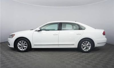 2017 Volkswagen Passat S