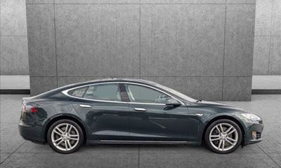 2014 Tesla Model S 85