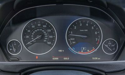 2018 BMW 320I xDrive