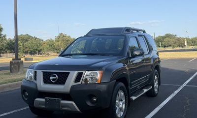 2010 Nissan Xterra S