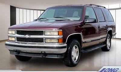 1999 Chevrolet Tahoe LT 4 Door