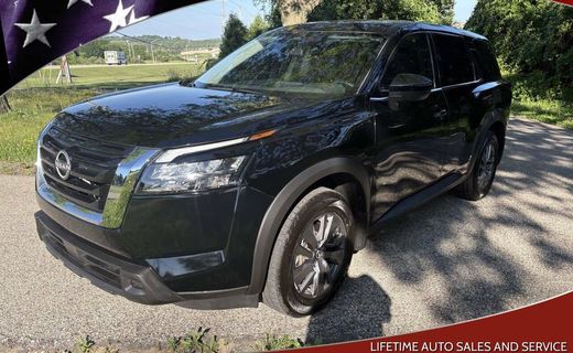 2024 Nissan Pathfinder S