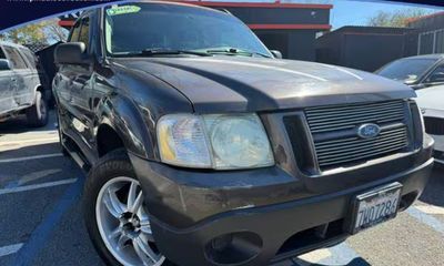 2005 Ford Explorer Sport Trac XLS