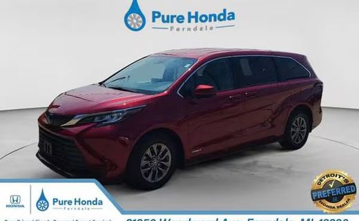 2021 Toyota Sienna LE