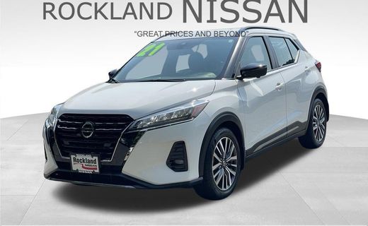 2021 Nissan Kicks SR
