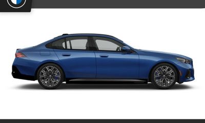 2027 BMW 550E xDrive