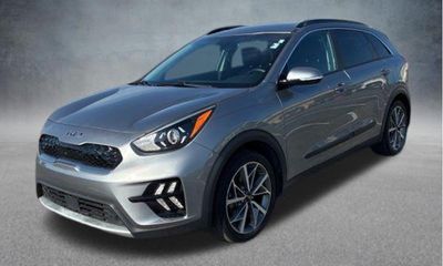 2022 Kia Niro Touring Special Edition