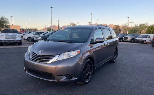 2015 Toyota Sienna LE