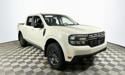 2024 Ford Maverick Lariat Tremor