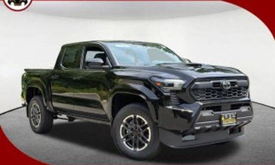 2026 Toyota Tacoma SR5