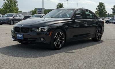 2018 BMW 330I xDrive SA