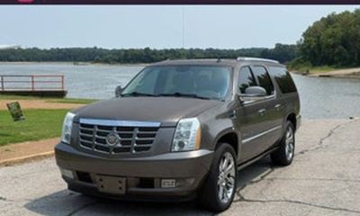 2013 Cadillac Escalade ESV Luxury