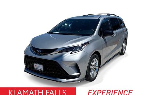 2022 Toyota Sienna XSE