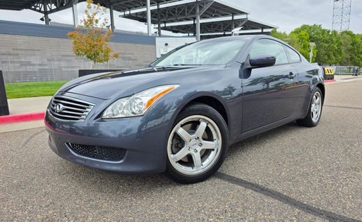 2010 Infiniti G37