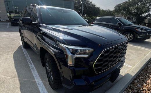 2024 Toyota Sequoia Platinum