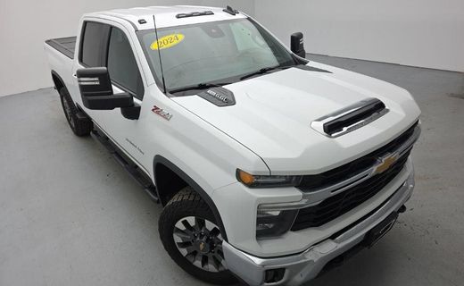 2024 Chevrolet Silverado HD LT