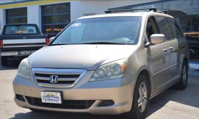 2006 Honda Odyssey EX With Leather