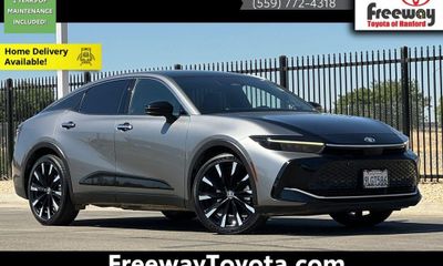 2024 Toyota Crown Platinum