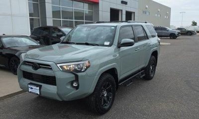 2022 Toyota 4RUNNER SR5 Trail Edition