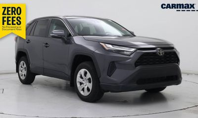 2023 Toyota RAV4 LE