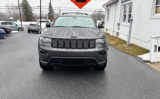 2019 Jeep Grand Cherokee Laredo
