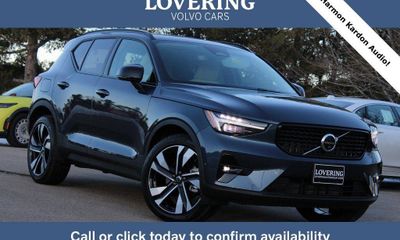 2026 Volvo XC40 Ultra Dark