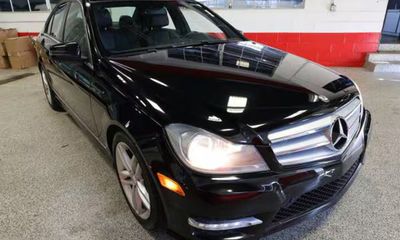 2013 Mercedes-Benz C-Class C300