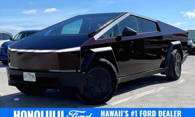 2024 Tesla Cybertruck Base