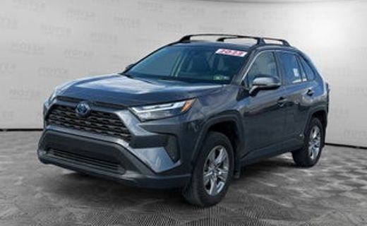 2025 Toyota RAV4 XLE